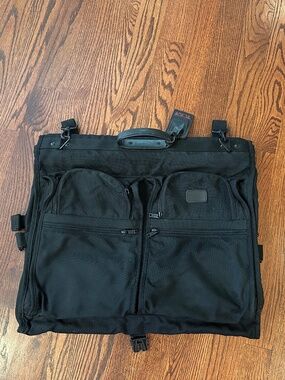 Tumi bi-fold carryon garment bag